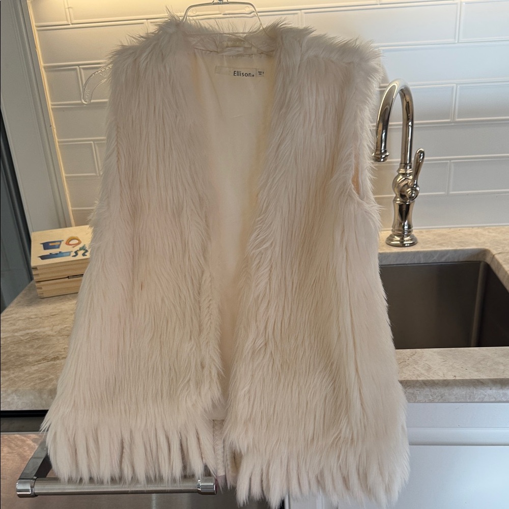 Ellison Cream Faux Fur Vest